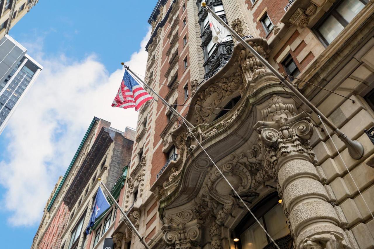The Hotel At Fifth Avenue New York Exterior photo